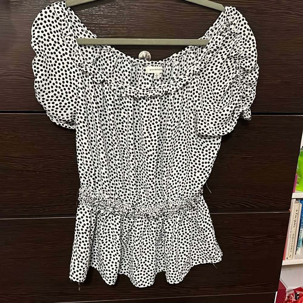 Beautiful office top.